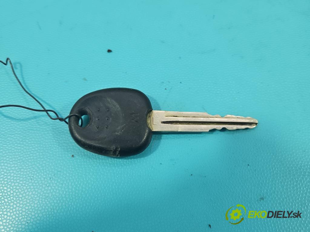 Hyundai Tucson I 2004-2009 2.0 CRDi 16v 140 HP manual 103 kW 1991 cm3 5- rukoväť predné ľavé mimo: (Vonkajšie predné ľavé)