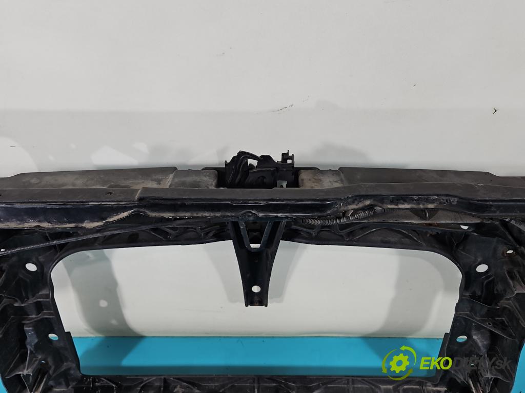 Vw Golf IV 1997-2003 1.6 16v 105 hp manual 77 kW 1598 cm3 5- stěna přední  (Výztuhy přední)