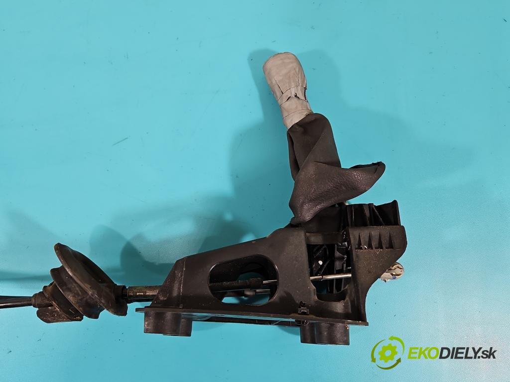 Citroen C3 I 2002-2009 1.4 HDI 68 HP manual 50 kW 1398 cm3 5- Páka: Změny: stupeň,rýchlosť  (Rýchlostné páky / kulisy)