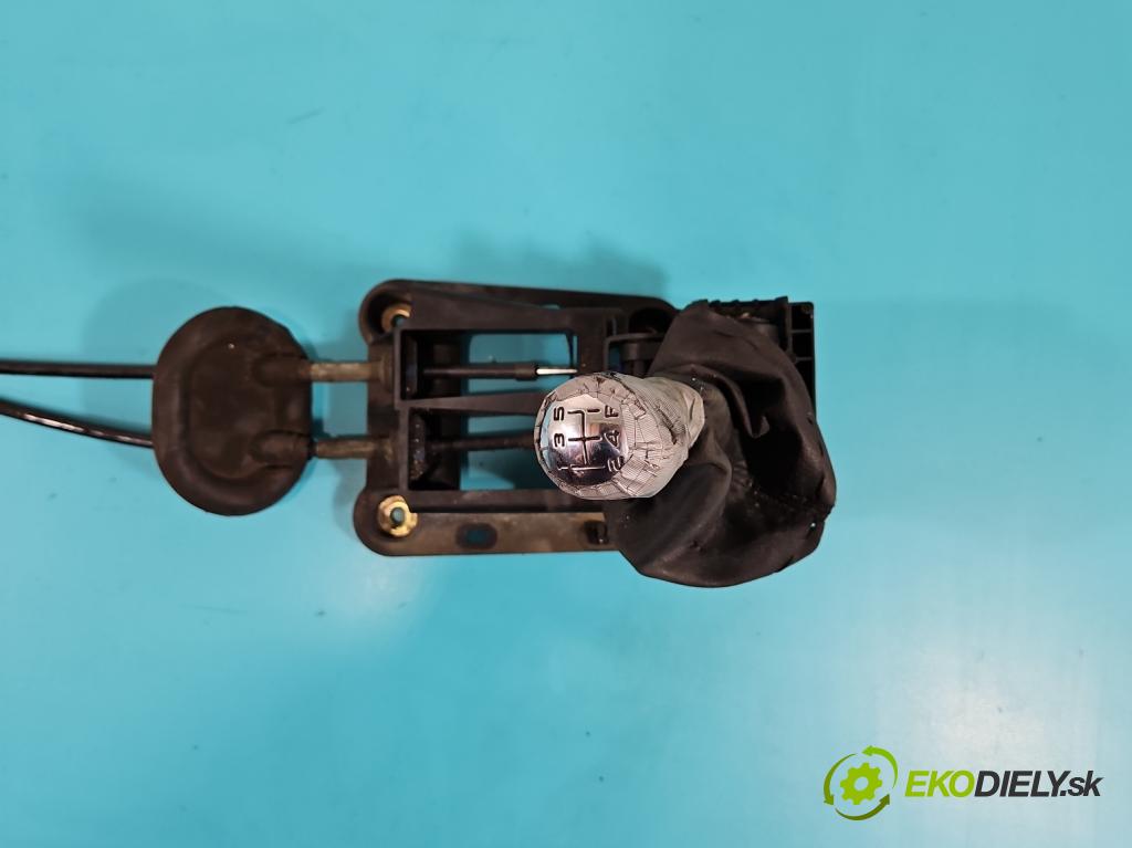 Citroen C3 I 2002-2009 1.4 HDI 68 HP manual 50 kW 1398 cm3 5- Páka: Změny: stupeň,rýchlosť  (Rýchlostné páky / kulisy)