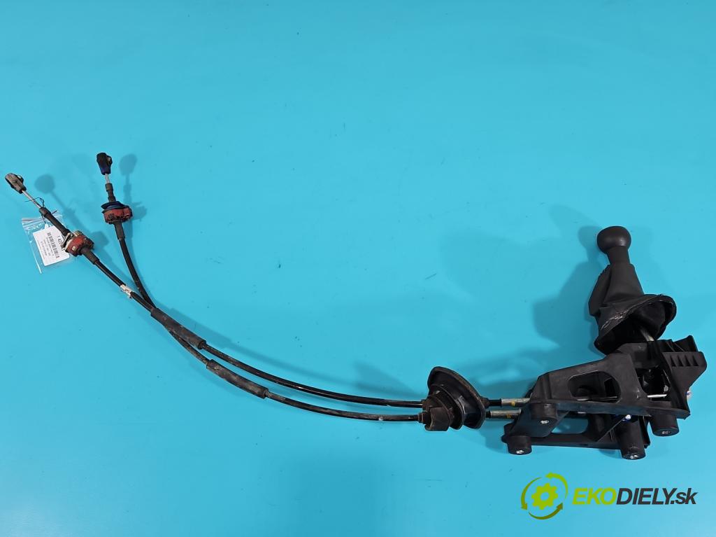 Citroen C3 I 2002-2009 1.4 8V 73 HP manual 54 kW 1360 cm3 5- Páka: Změny: stupeň,rýchlosť 9681359280 (Rýchlostné páky / kulisy)