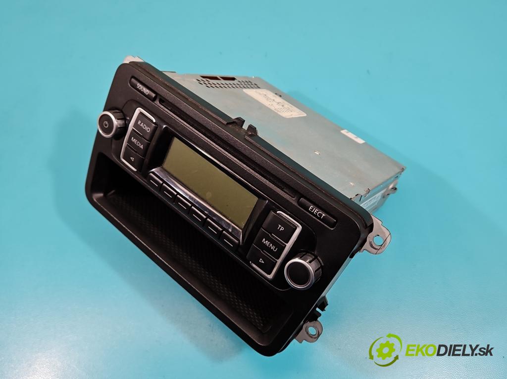 Vw Golf plus 2.0 tdi 110 HP manual 81 kW 1968 cm3 5- Radio originál 5M0035156B
