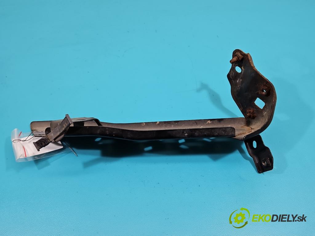 Mazda CX-5 2012-2017 2.2 SKYACTIV: 150 hp manual 110 kW 2191 cm3 5- stěna přední KD53-52240 (Výztuhy přední)