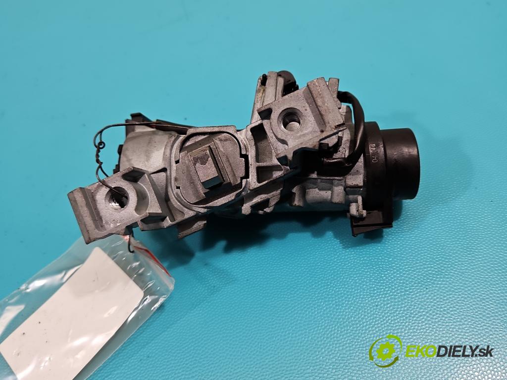 Audi A3 8P 2003-2012 1.6 SR 102 HP manual 75 kW 1595 cm3 3- Spínačka 1K0905865 (Spínacie skrinky a kľúče)