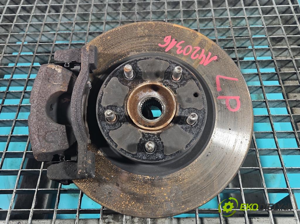 Mazda CX-5 I 2012-2017 2.2 D SKYACTIV: 150 HP manual 110 kW 2191 cm3 5- náboj ľavé  (Náboje)