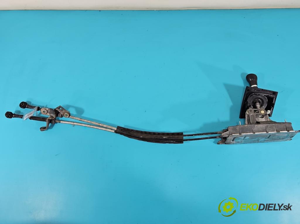 Audi A3 8P 2003-2012 1.6 SR 102 HP manual 75 kW 1595 cm3 3- Páka: Změny: stupeň,rýchlosť 1K0711611 (Rýchlostná páka (kulisa))