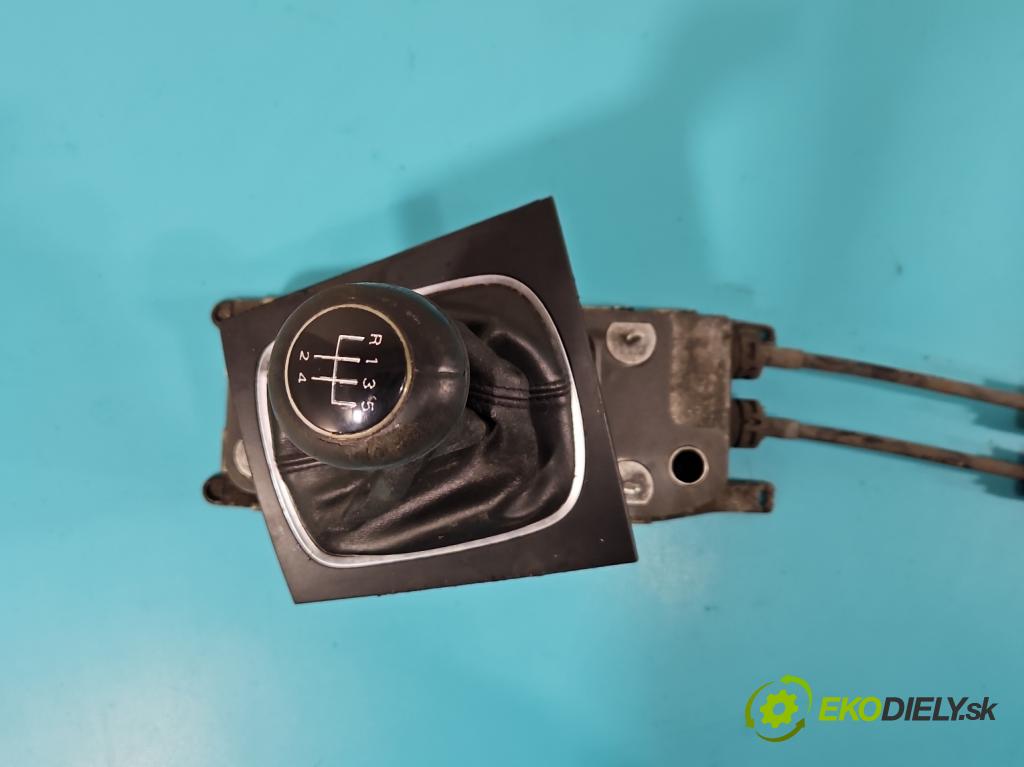 Audi A3 8P 2003-2012 1.6 SR 102 HP manual 75 kW 1595 cm3 3- Páka: Změny: stupeň,rýchlosť 1K0711611 (Rýchlostná páka (kulisa))