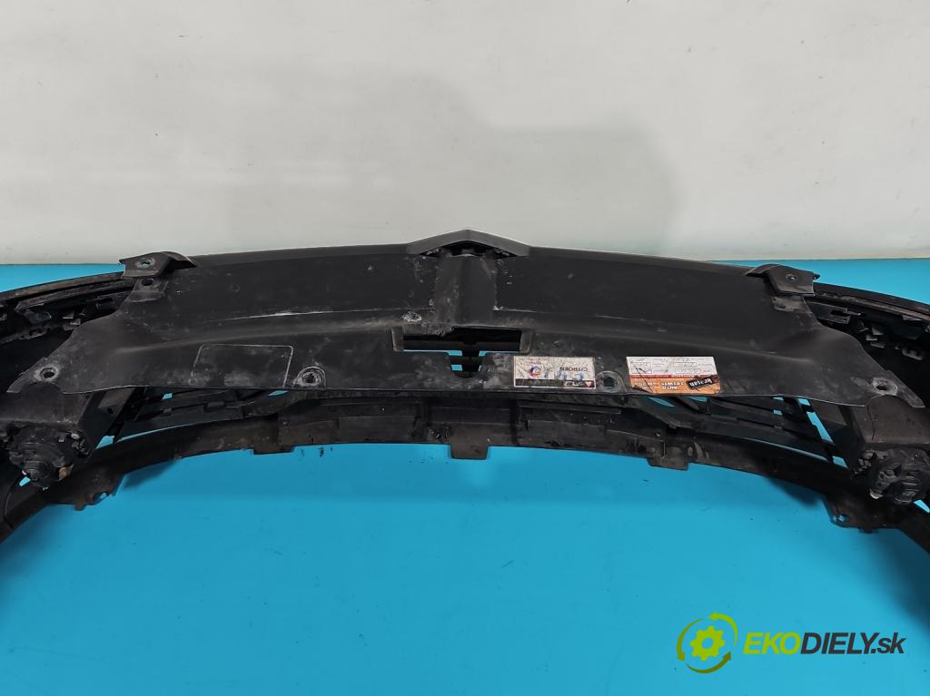 Citroen C4 I 2004-2011 1.4 16V 88 hp manual 65 kW 1360 cm3 5- nárazník přední  (Ostatné)