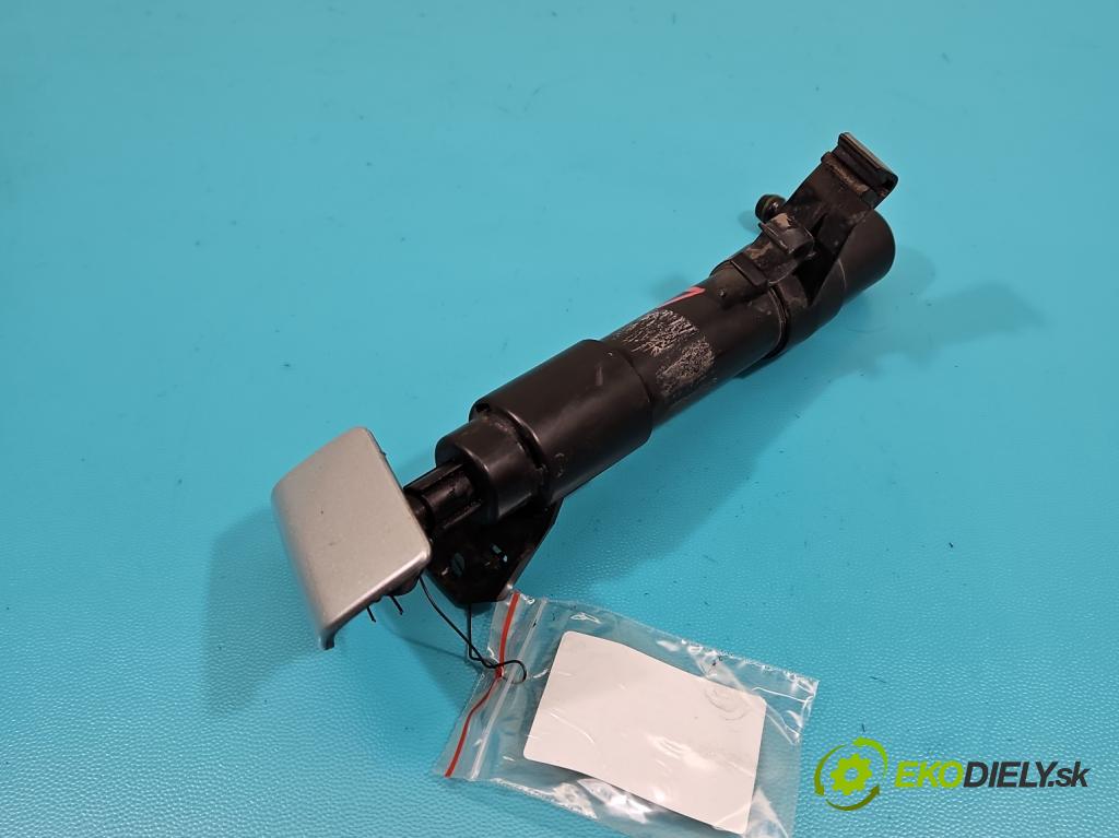 Vw Golf V 2003-2009 1.9 tdi 105 HP manual 77 kW 1896 cm3 3- ostrekovač reflektor: ľavý  (Motorček ostrekovačov)