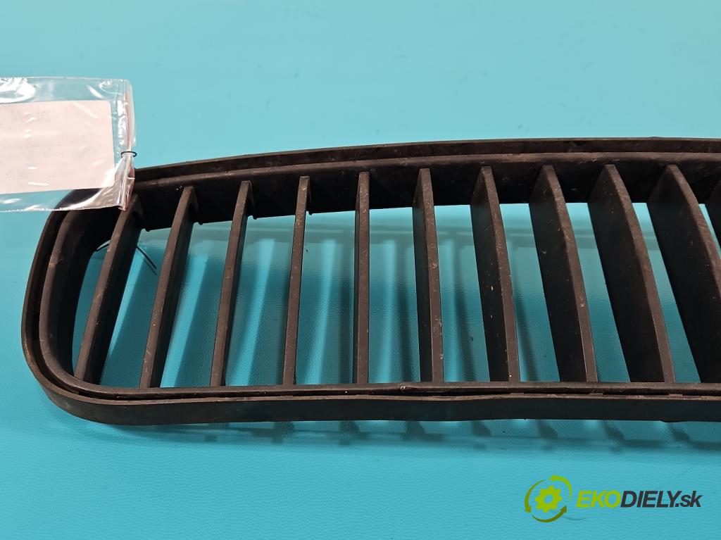 Skoda Roomster 1.4 16v 86 hp manual 63 kW 1390 cm3 5- Zaślepka: mřížka: nárazníku medián: