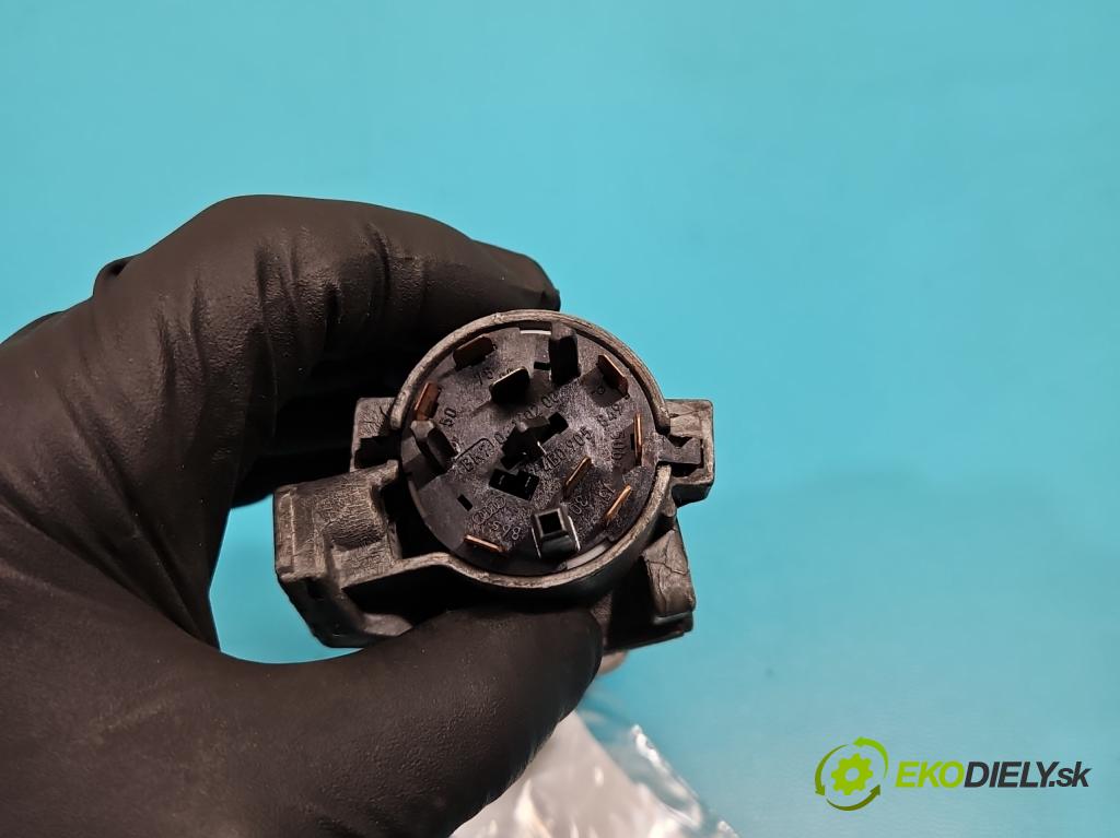 Skoda Roomster 1.4 16v 86 HP manual 63 kW 1390 cm3 5- Spínačka  (Spínacie skrinky a kľúče)