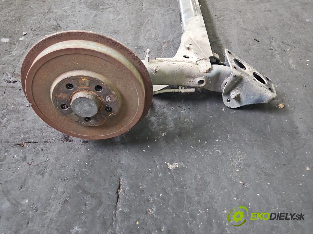 Skoda Roomster 1.4 16v 86 hp manual 63 kW 1390 cm3 5- zadní výztuha  (Výztuhy zadní)