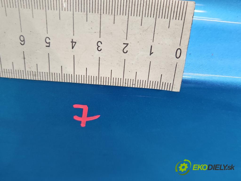 Skoda Roomster 1.4 16v 86 hp manual 63 kW 1390 cm3 5- zadní kufrové dveře  (Zadní kapoty)