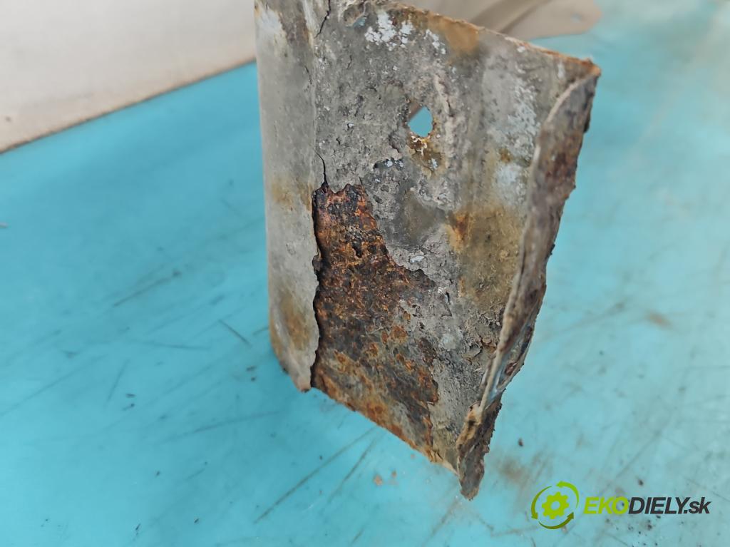 Chevrolet Cruze 1.6 16V 113 hp manual 83 kW 1598 cm3 4- blatnik přední pravý  (Klika dveří ostatní)