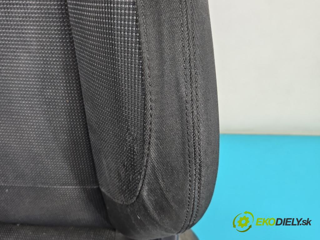 Ford S-max 1.8 TDCi 125 HP manual 92 kW 1753 cm3 5- Sedačka ľavý  (Sedačky, sedadlá)