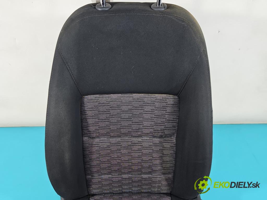 Skoda Octavia II 2004-2013 1.6 tdi 105 HP manual 77 kW 1598 cm3 5- Sedačka ľavý  (Sedačky, sedadlá)