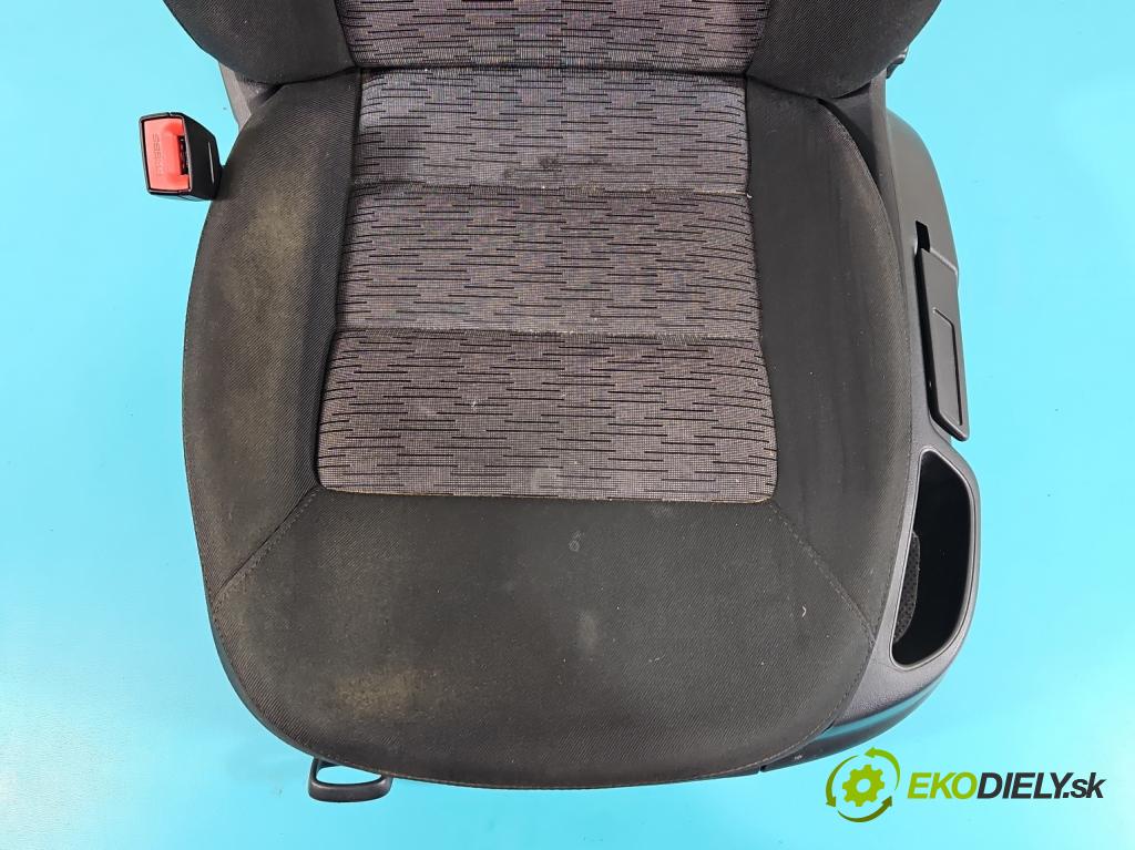 Skoda Octavia II 2004-2013 1.6 tdi 105 HP manual 77 kW 1598 cm3 5- Sedačka ľavý  (Sedačky, sedadlá)