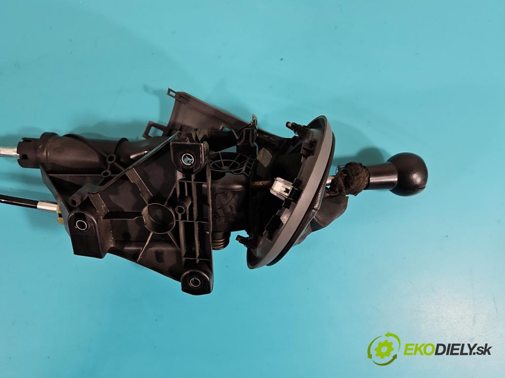 Peugeot Partner II 2008-2018 1.6 HDI 75 HP manual 55 kW 1560 cm3 5- Páka: Změny: stupeň,rýchlosť  (Rýchlostná páka (kulisa))