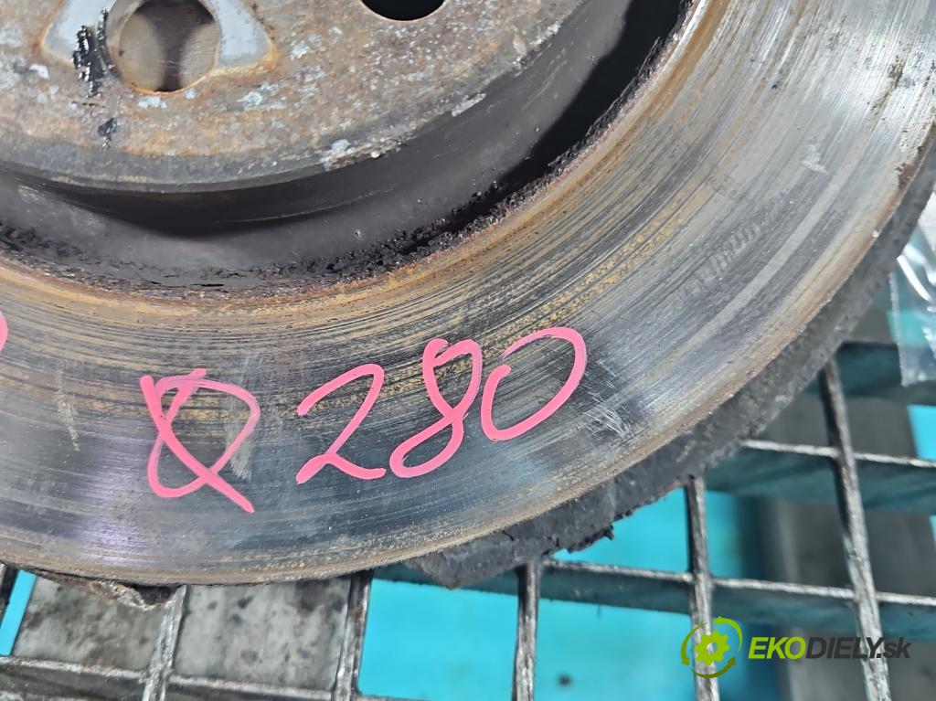 Skoda Octavia II 2004-2013 1.6 tdi 105 HP manual 77 kW 1598 cm3 5- náboj ľavé  (Náboje)