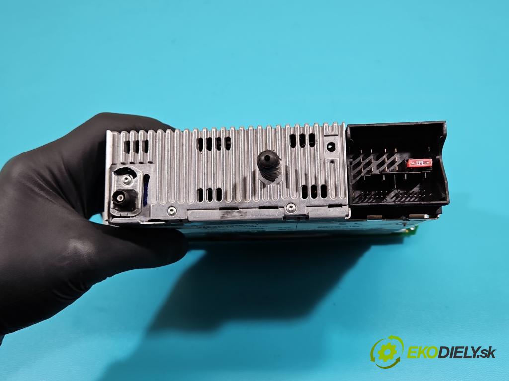 Bmw X3 E83 2003-2010 2.0d 150 hp manual 110 kW 1995 cm3 5- Radio továrna: 9129526