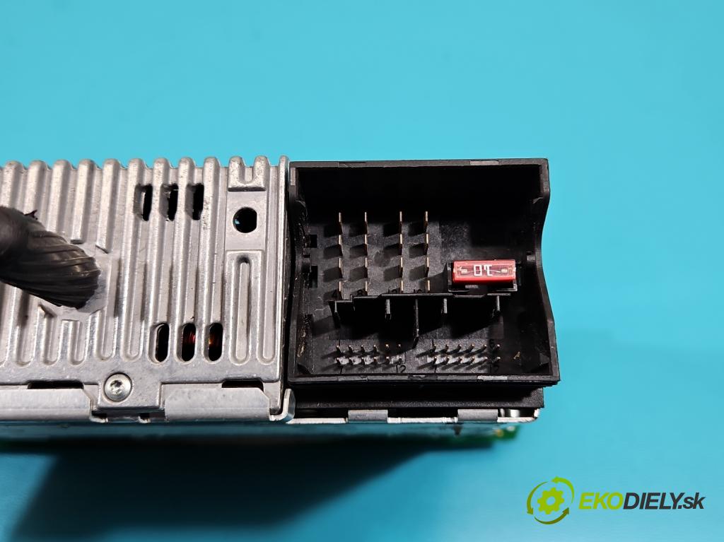 Bmw X3 E83 2003-2010 2.0d 150 hp manual 110 kW 1995 cm3 5- Radio továrna: 9129526