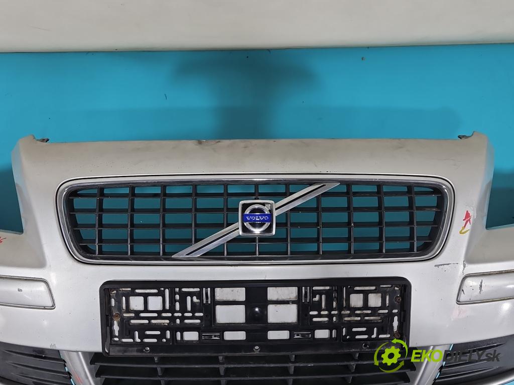Volvo S40 II 2004-2012 2.0 hdi 136hp manual 100 kW 1997 cm3 4- nárazník přední  (Ostatné)