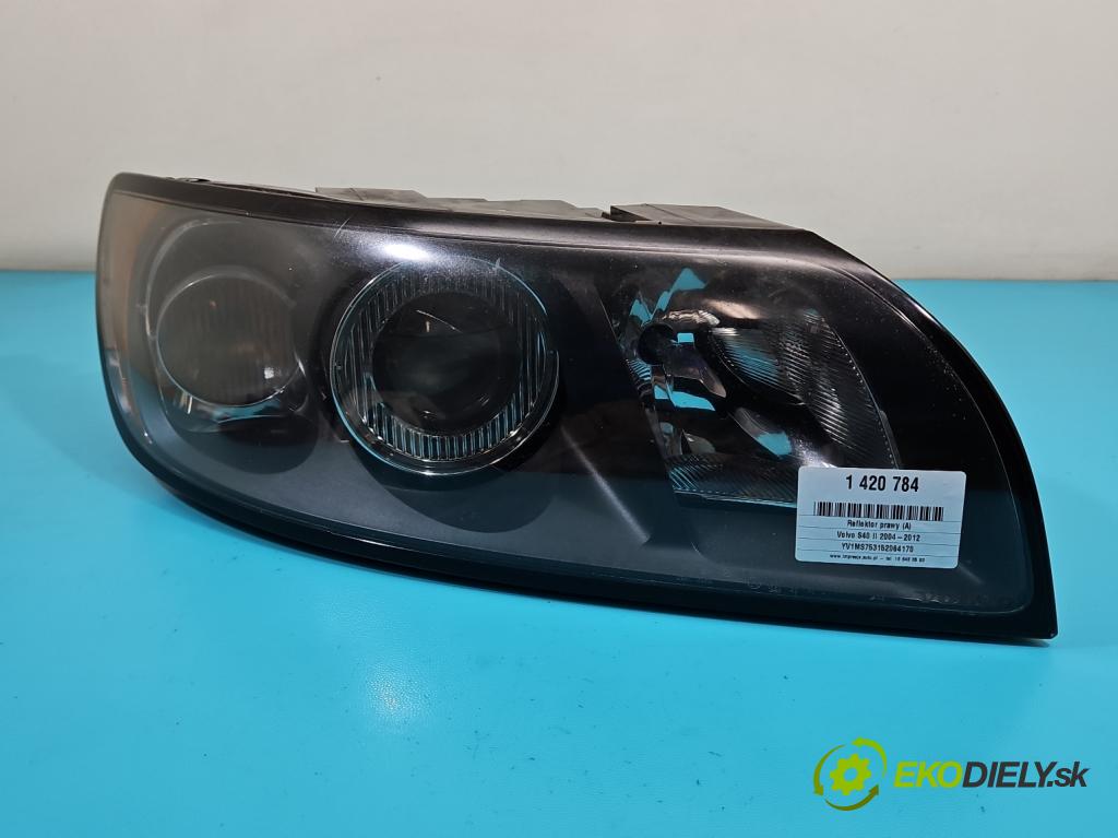Volvo S40 II 2004-2012 2.0 hdi 136 HP manual 100 kW 1997 cm3 4- Reflektor: pravý 30698880 (Pravé)