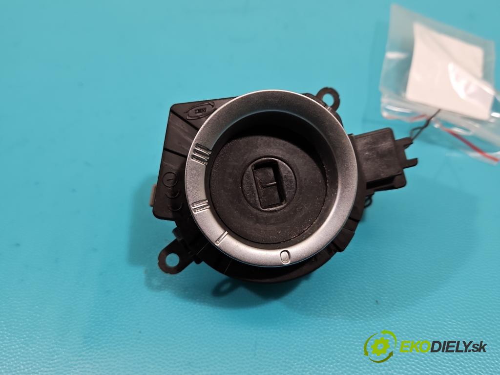 Volvo S40 II 2004-2012 2.0 hdi 136 HP manual 100 kW 1997 cm3 4- Spínačka  (Spínacie skrinky a kľúče)