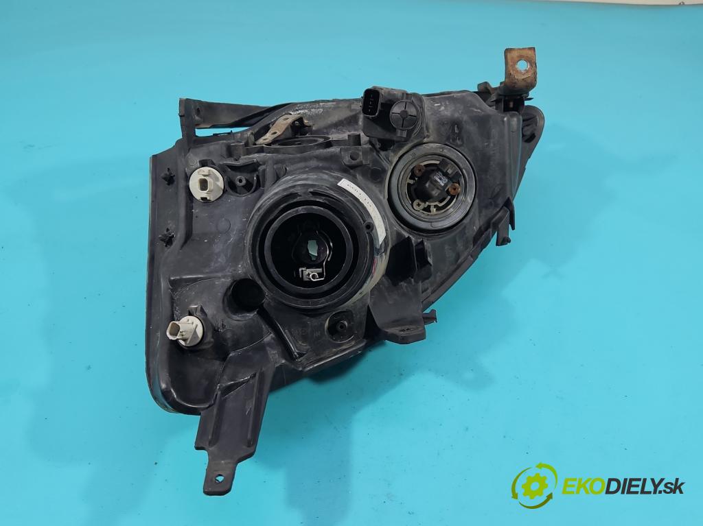 Honda Civic VII 2000-2006 1.6 VTEC 16v 110 HP manual 81 kW 1590 cm3 3- Reflektor: pravý  (Pravé)