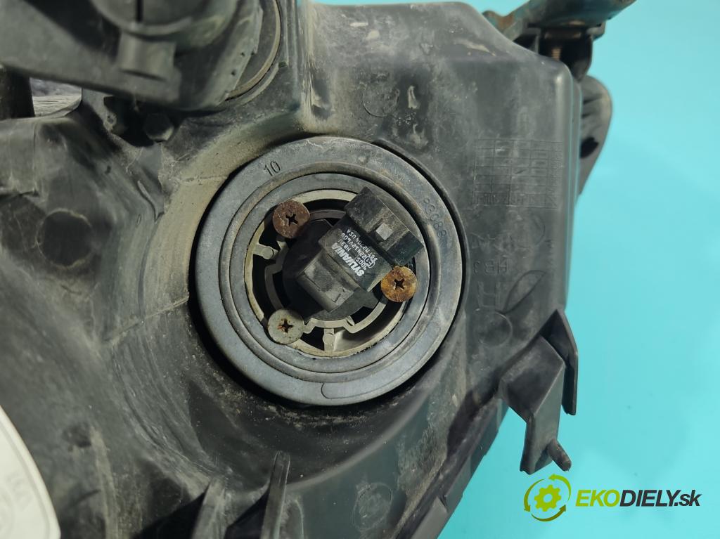 Honda Civic VII 2000-2006 1.6 VTEC 16v 110 HP manual 81 kW 1590 cm3 3- Reflektor: pravý  (Pravé)