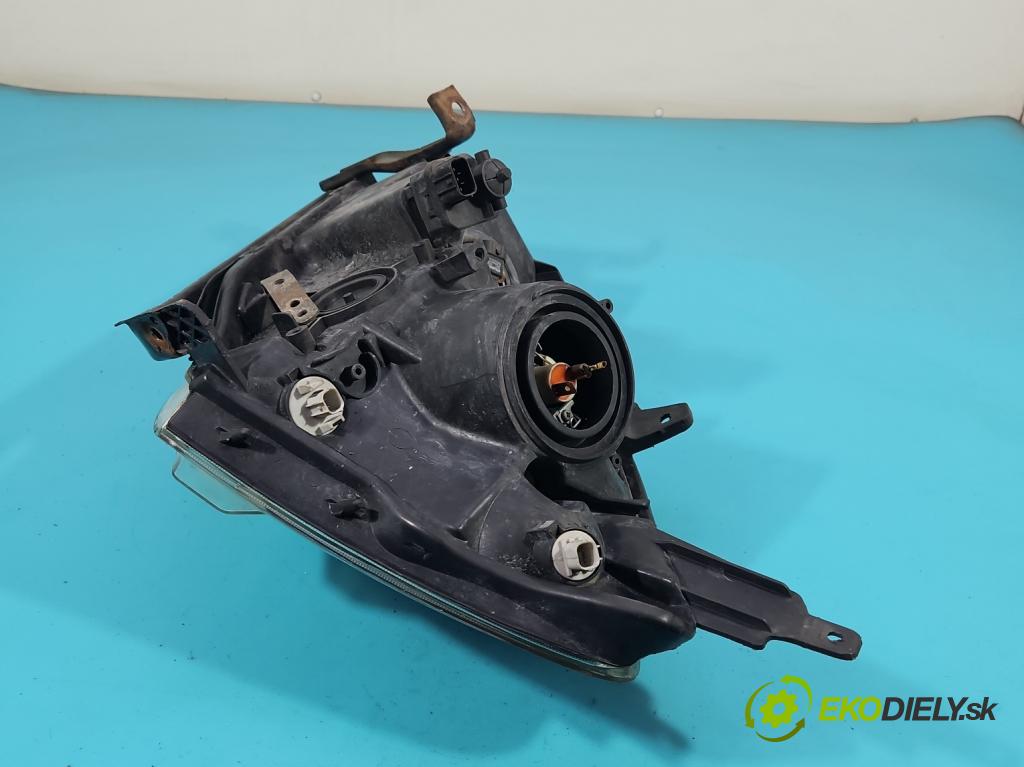 Honda Civic VII 2000-2006 1.6 VTEC 16v 110 HP manual 81 kW 1590 cm3 3- Reflektor: pravý  (Pravé)