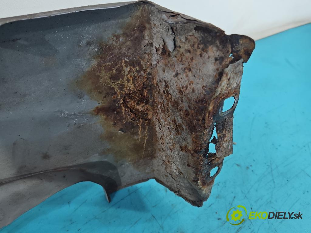 Ford S-max 1.8 TDCi 125 hp manual 92 kW 1753 cm3 5- blatnik přední levý  (Predné ľavé)