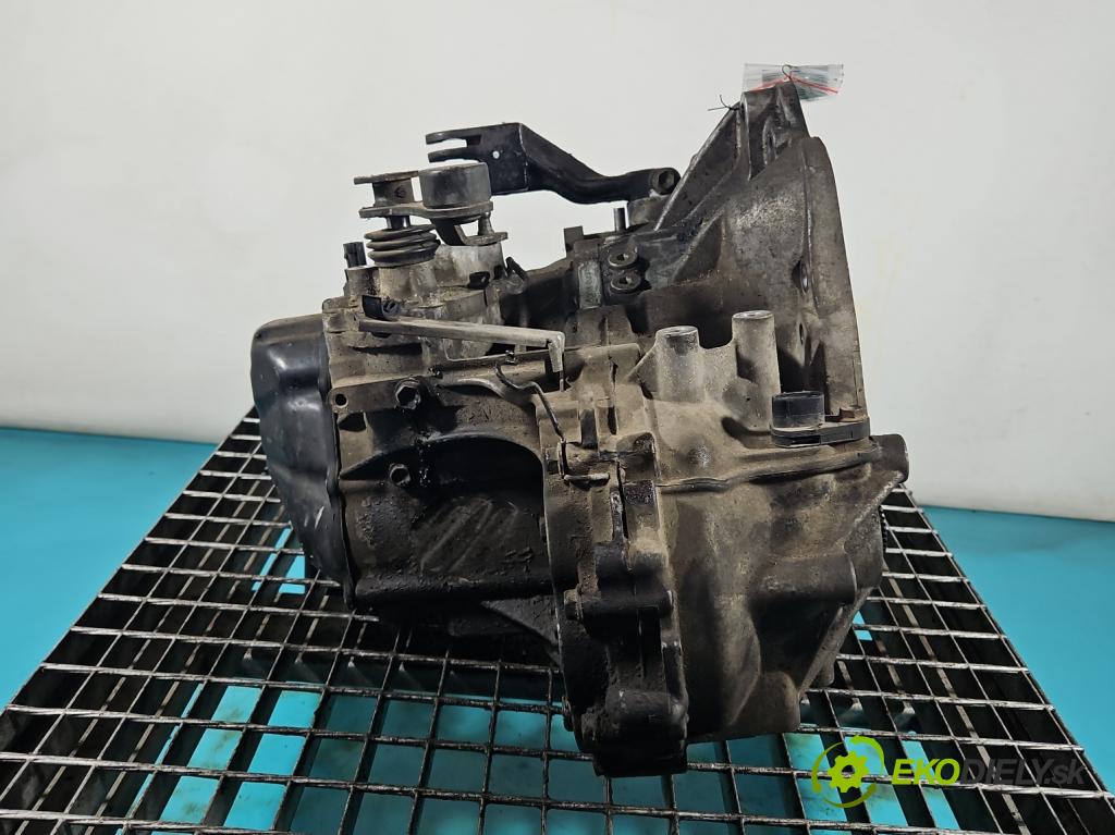 Suzuki Ignis 1.5 16v 99 HP manual 73 kW 1490 cm3 5- prevodovka stupeň,rýchlosť manual