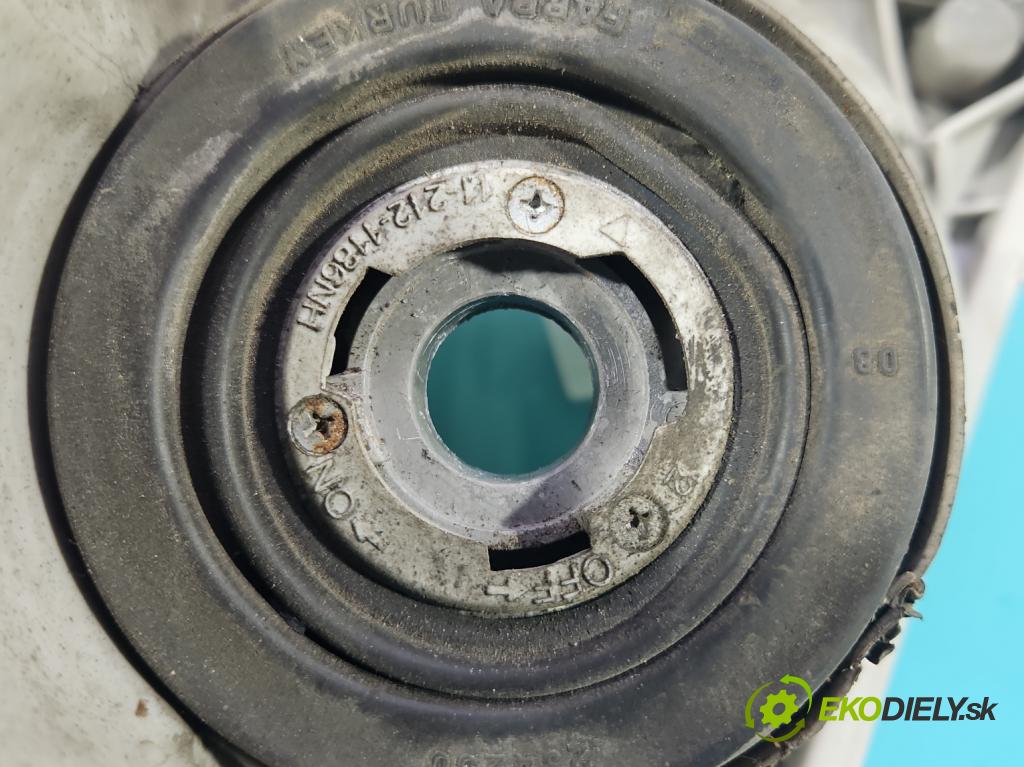 Toyota Corolla E12 2001-2009 2.0 d4d 90 HP manual 66 kW 1995 cm3 5- Reflektor: pravý  (Pravé)