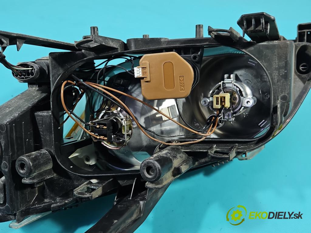 Ford C-Max I 2003-2010 1.8 16V 120 HP manual 88 kW 1798 cm3 5- Reflektor: pravý 3M51-13005-AG (Pravé)