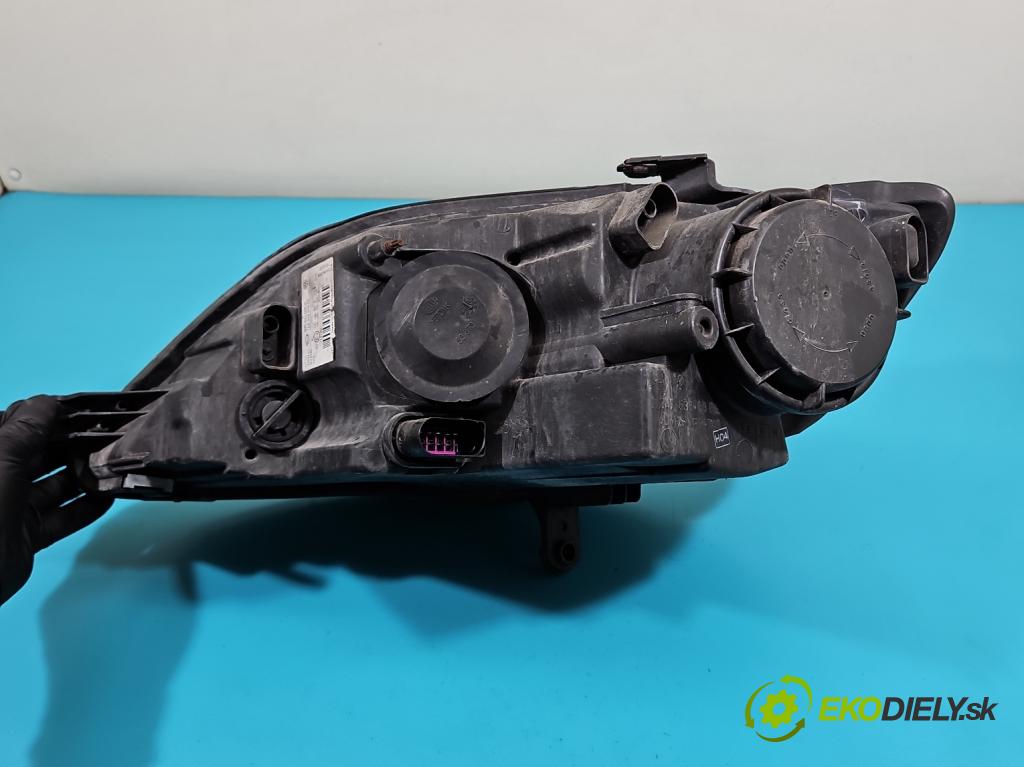 Vw Golf plus 2.0 tdi 110 HP manual 81 kW 1968 cm3 5- Reflektor: pravý  (Pravé)