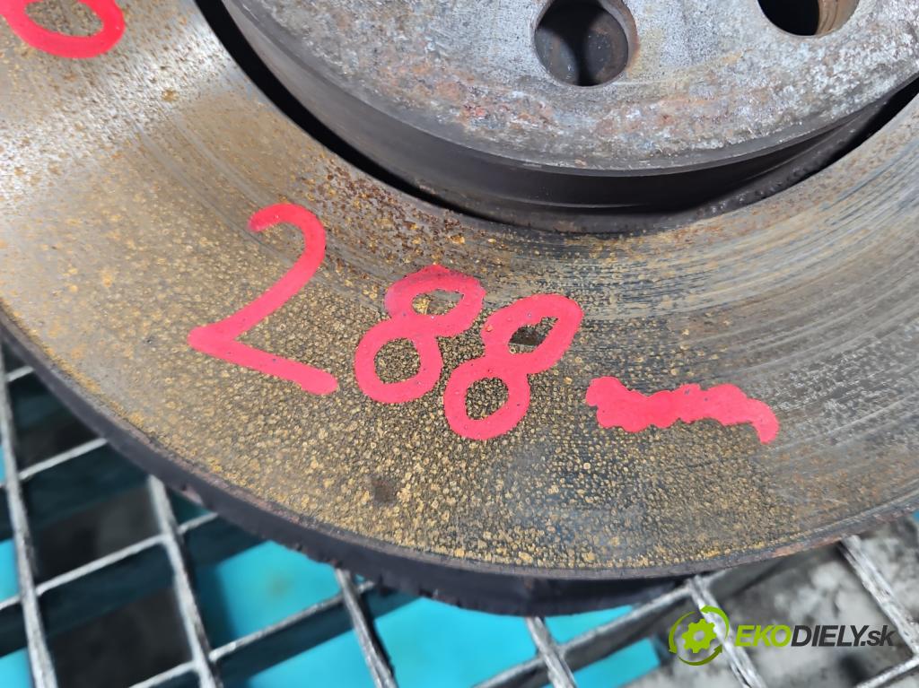 Vw Golf plus 2.0 tdi 110 HP manual 81 kW 1968 cm3 5- náboj pravé  (Náboje)