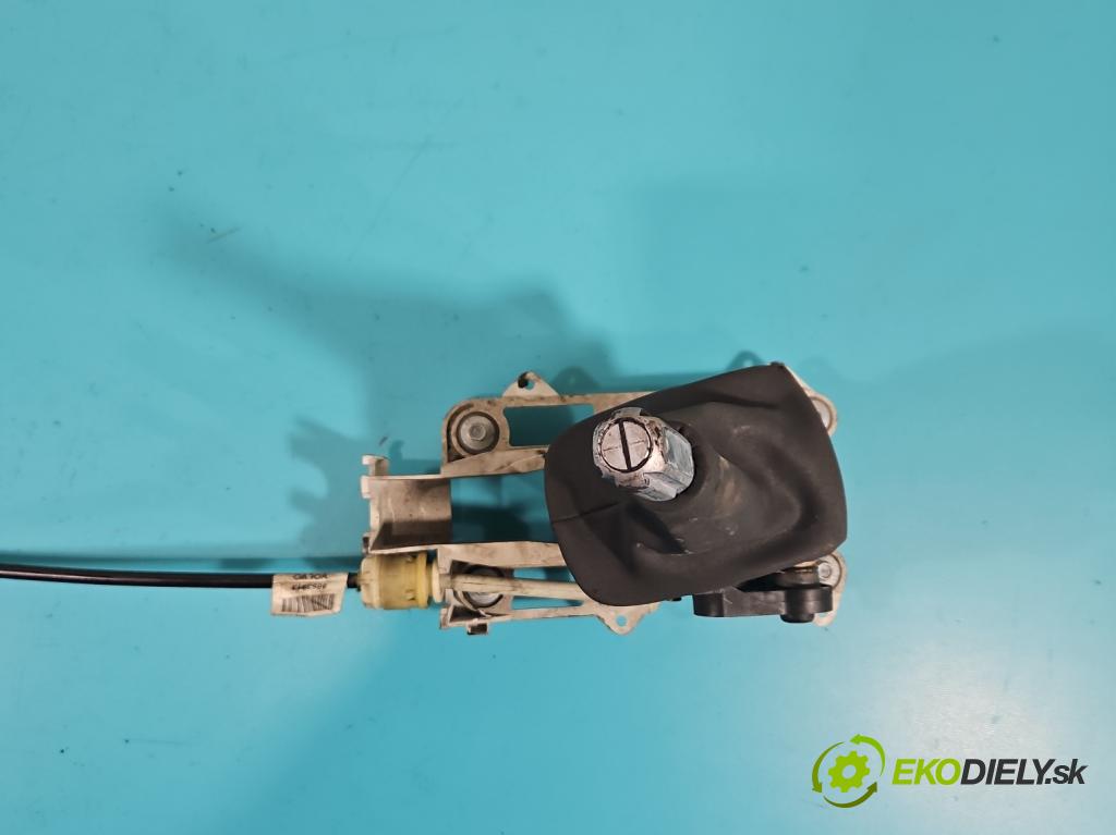 Volvo S40 II 2004-2012 2.0 hdi 136 HP manual 100 kW 1997 cm3 4- Páka: Změny: stupeň,rýchlosť 30735291 (Rýchlostná páka (kulisa))