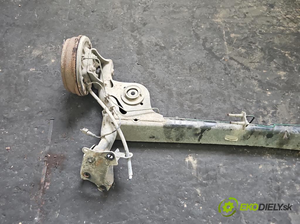 Dacia Logan I 2005-2014 1.6 8V 87 hp manual 64 kW 1598 cm3 5- zadní výztuha  (Výztuhy zadní)