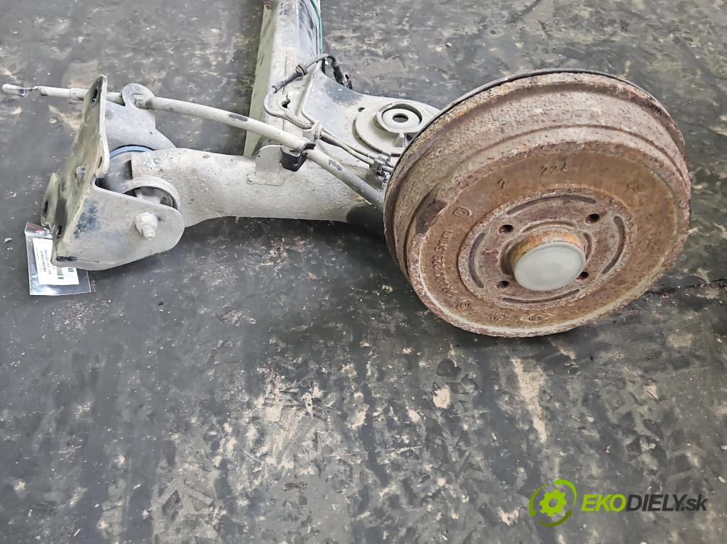 Dacia Logan I 2005-2014 1.6 8V 87 hp manual 64 kW 1598 cm3 5- zadní výztuha  (Výztuhy zadní)