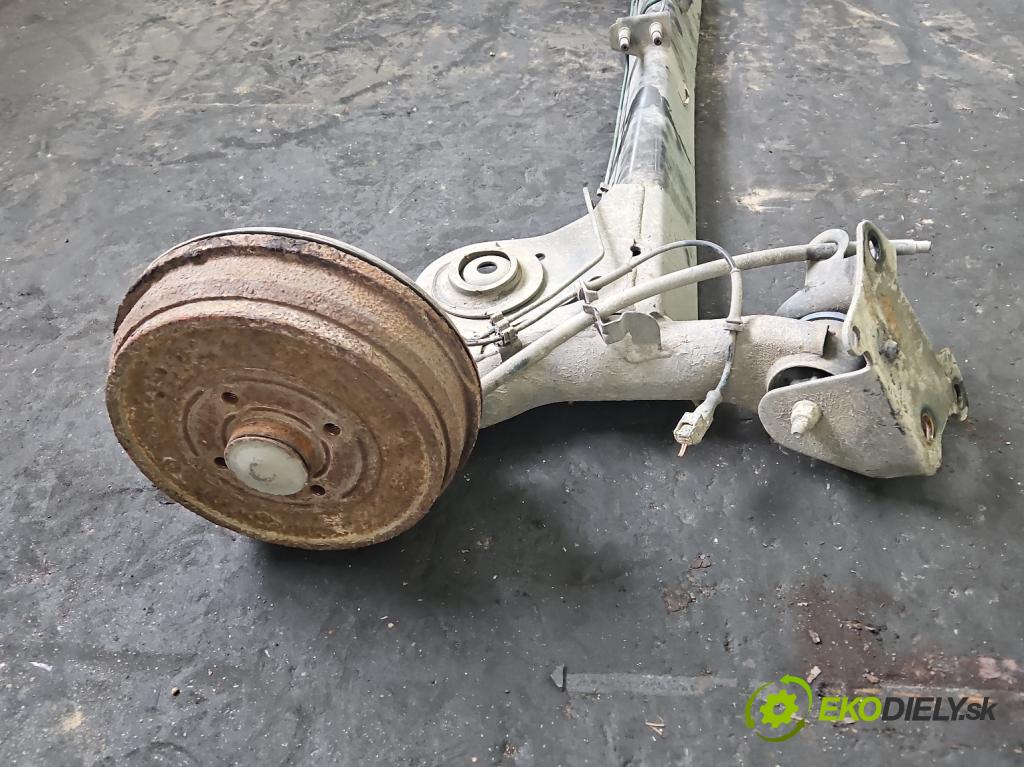 Dacia Logan I 2005-2014 1.6 8V 87 hp manual 64 kW 1598 cm3 5- zadní výztuha  (Výztuhy zadní)