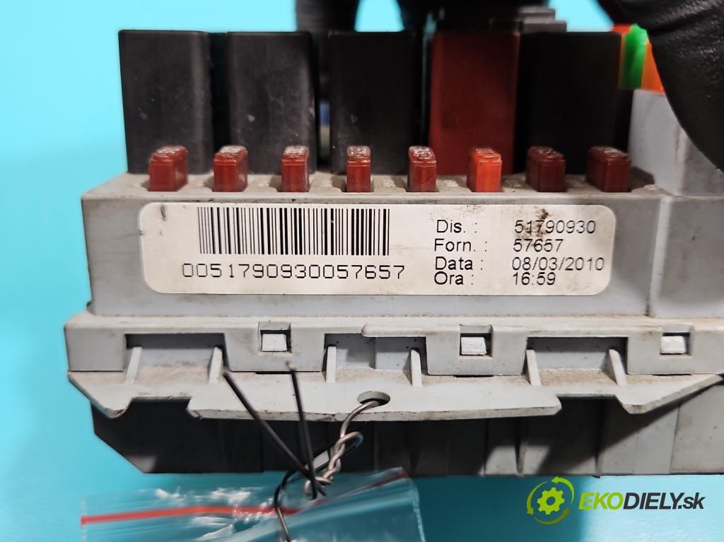 Fiat Bravo II 2007-2014 1.4 T-JET 120 hp manual 88 kW 1368 cm3 5- skříňka pojistková 51790930 (Pojistkové skříňky)