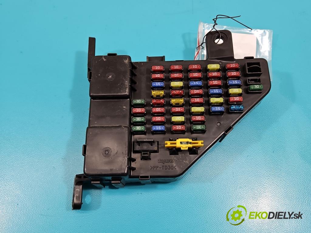 Hyundai Tucson I 2004-2009 2.0 CRDi 16v 140 hp manual 103 kW 1991 cm3 5- skříňka pojistková 91110-2E001 (Pojistkové skříňky)