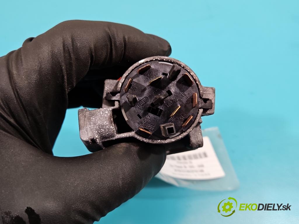 Vw Passat B5 1995-2005 2.8 V6 193 HP manual 142 kW 2771 cm3 4- Spínačka 4B0905851A (Spínacie skrinky a kľúče)