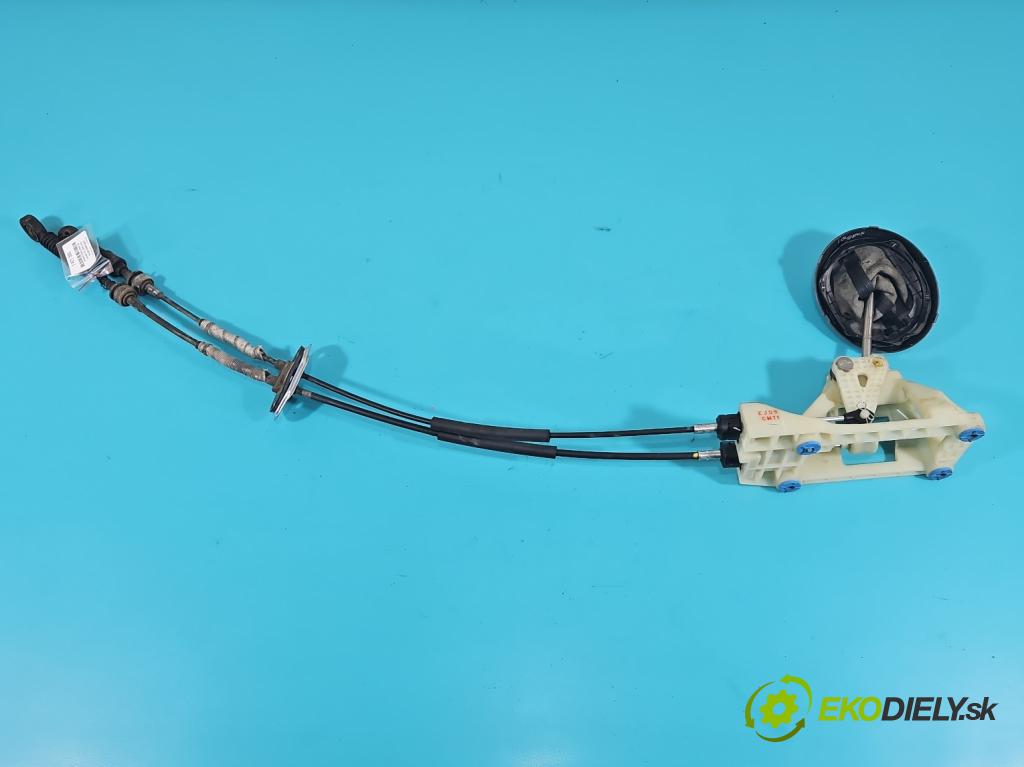 Hyundai I20 I 2008-2014 1.2 16v 78 HP manual 57,2 kW 1248 cm3 5- Páka: Změny: stupeň,rýchlosť  (Rýchlostná páka (kulisa))