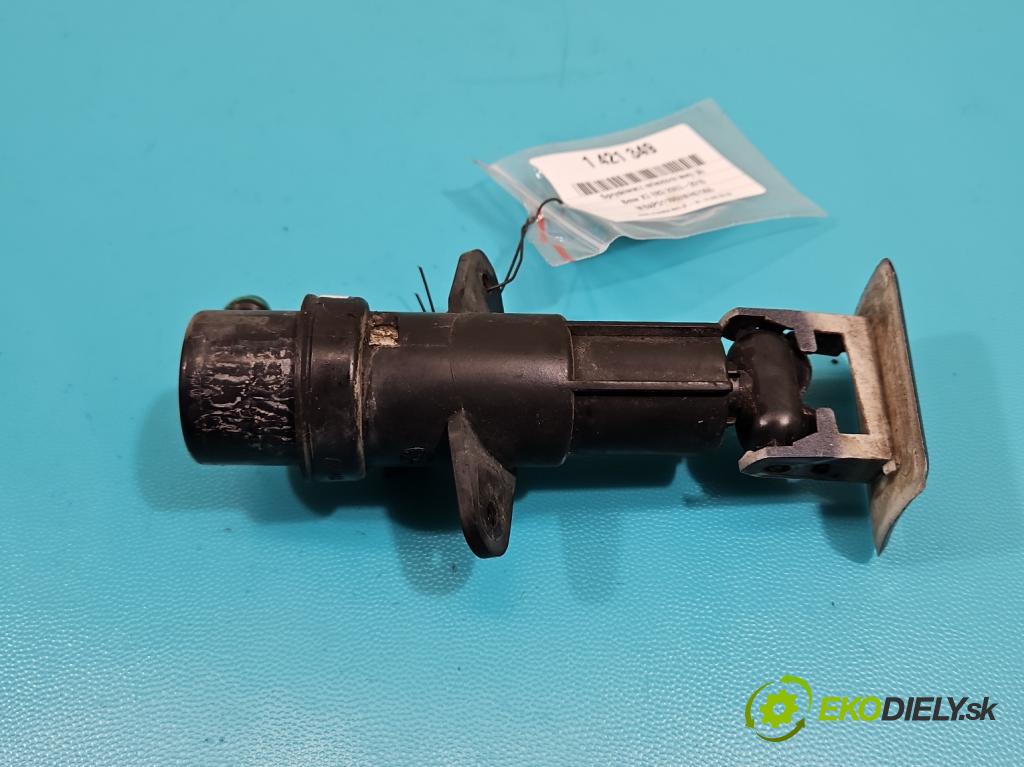 Bmw X3 E83 2003-2010 2.0d 150 HP manual 110 kW 1995 cm3 5- ostrekovač reflektor: ľavý  (Motorček ostrekovačov)