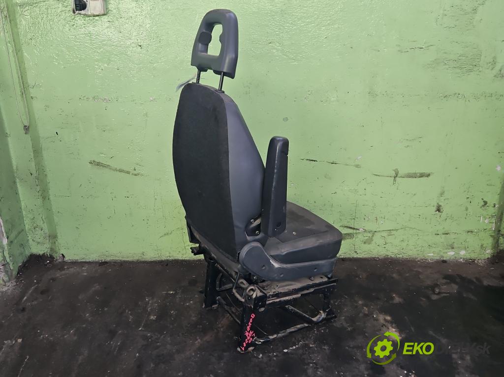 Peugeot Boxer II 2006-2018 2.2 hdi 120 HP manual 88 kW 2198 cm3 5- Sedačka ľavý  (Sedačky, sedadlá)