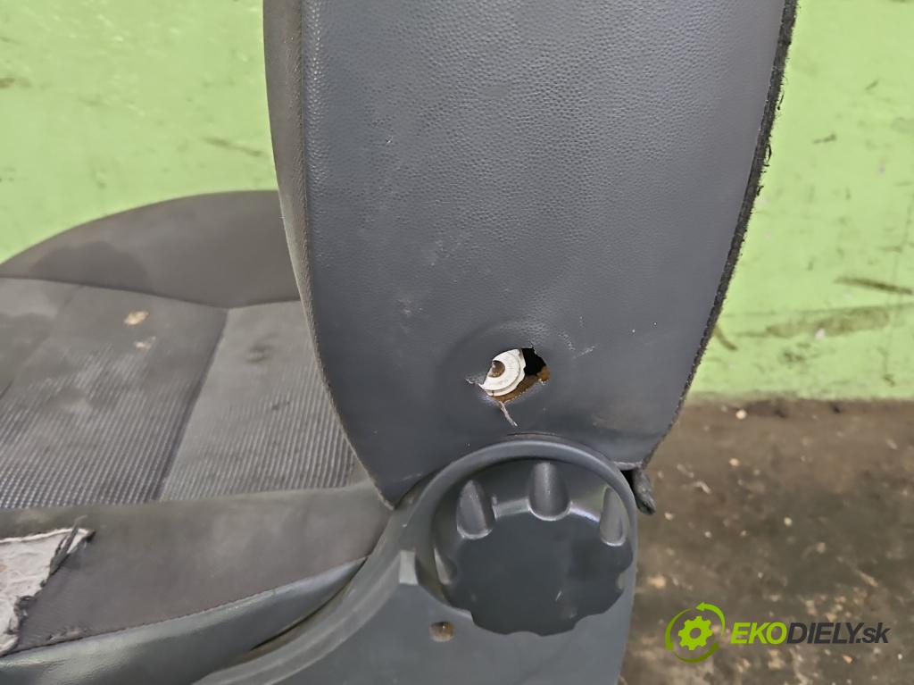 Peugeot Boxer II 2006-2018 2.2 hdi 120 HP manual 88 kW 2198 cm3 5- Sedačka ľavý  (Sedačky, sedadlá)