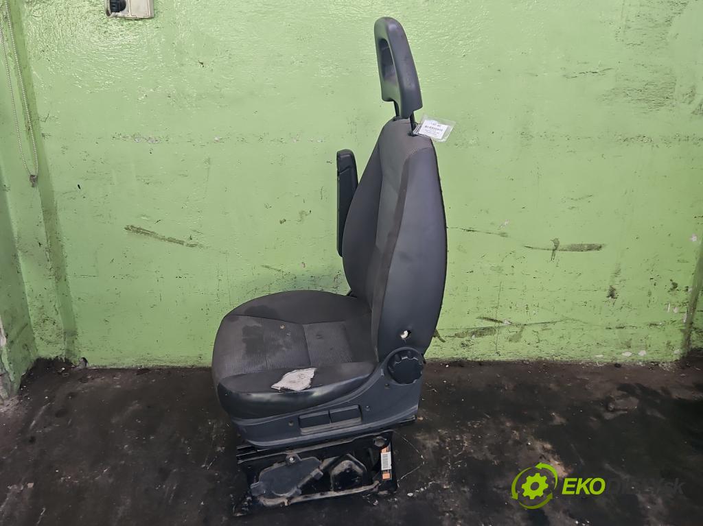 Peugeot Boxer II 2006-2018 2.2 hdi 120 HP manual 88 kW 2198 cm3 5- Sedačka ľavý  (Sedačky, sedadlá)