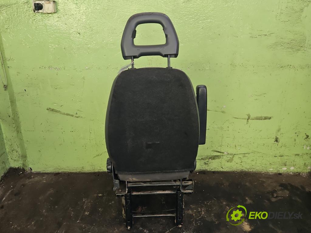 Peugeot Boxer II 2006-2018 2.2 hdi 120 HP manual 88 kW 2198 cm3 5- Sedačka ľavý  (Sedačky, sedadlá)